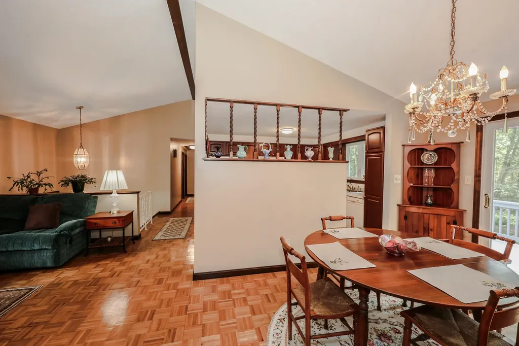 65 Shannon Road Salem NH 03079