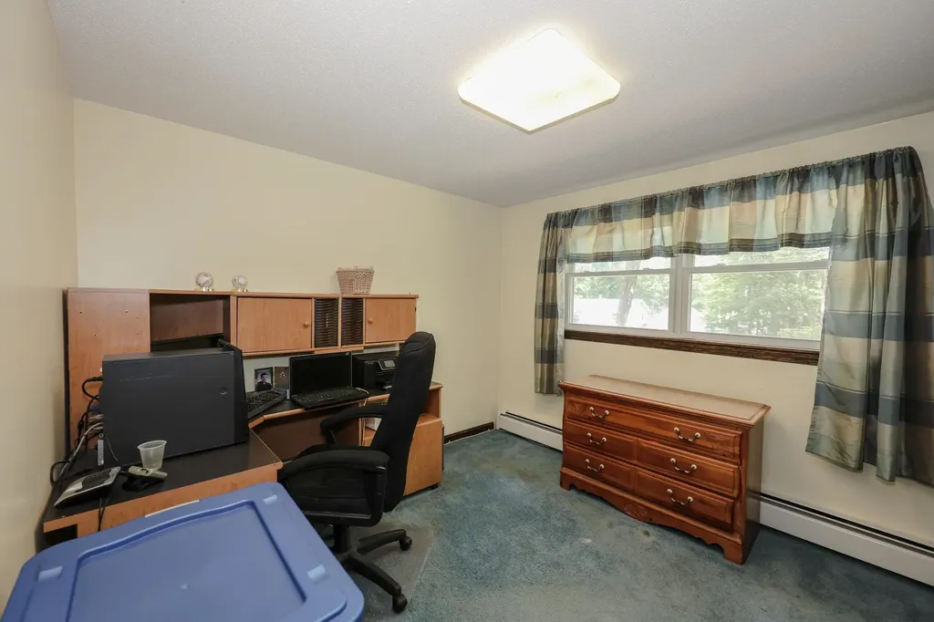 65 Shannon Road Salem NH 03079