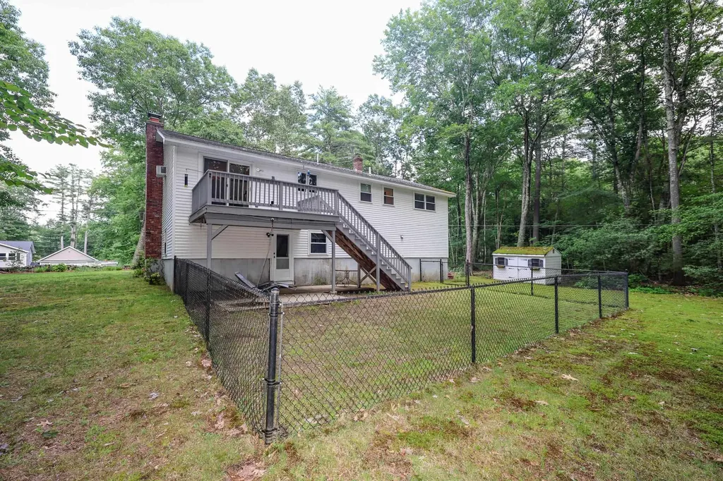65 Shannon Road Salem NH 03079
