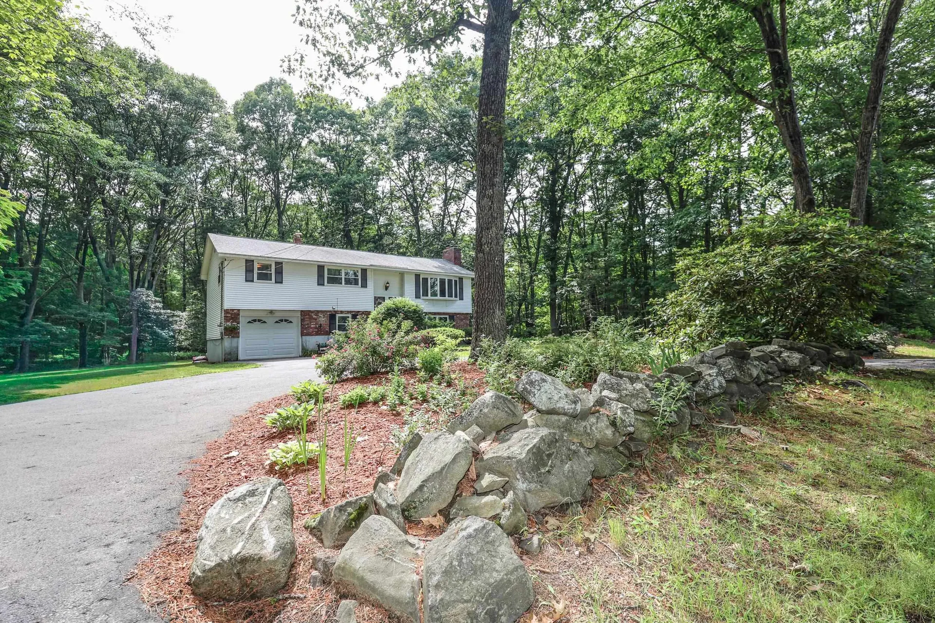 65 Shannon Road Salem NH 03079