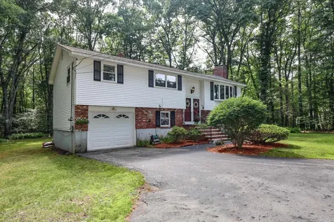 65 Shannon Road Salem NH 03079