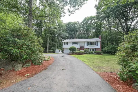 65 Shannon Road Salem NH 03079