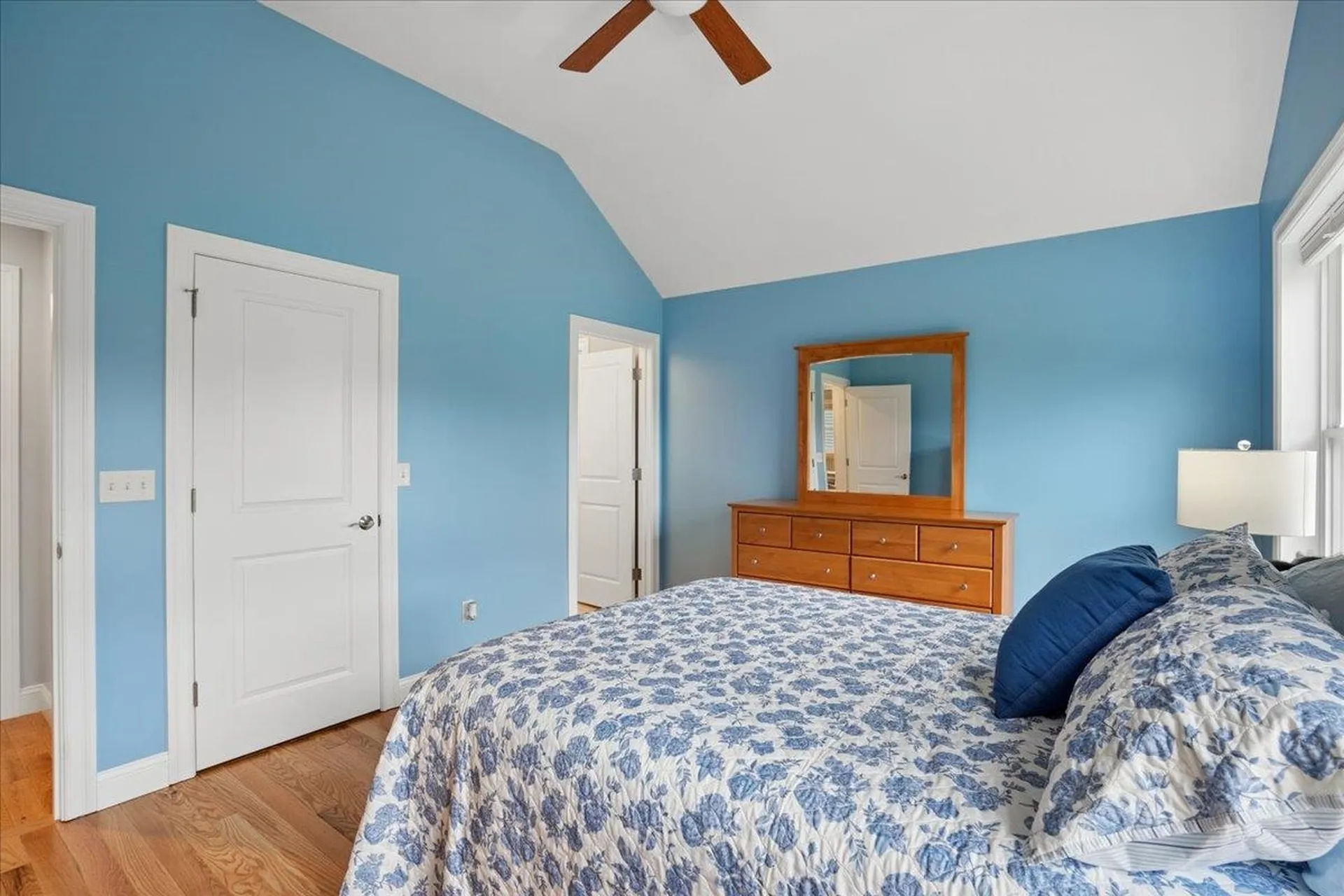 28 Pasture Lane Nashua NH 03062