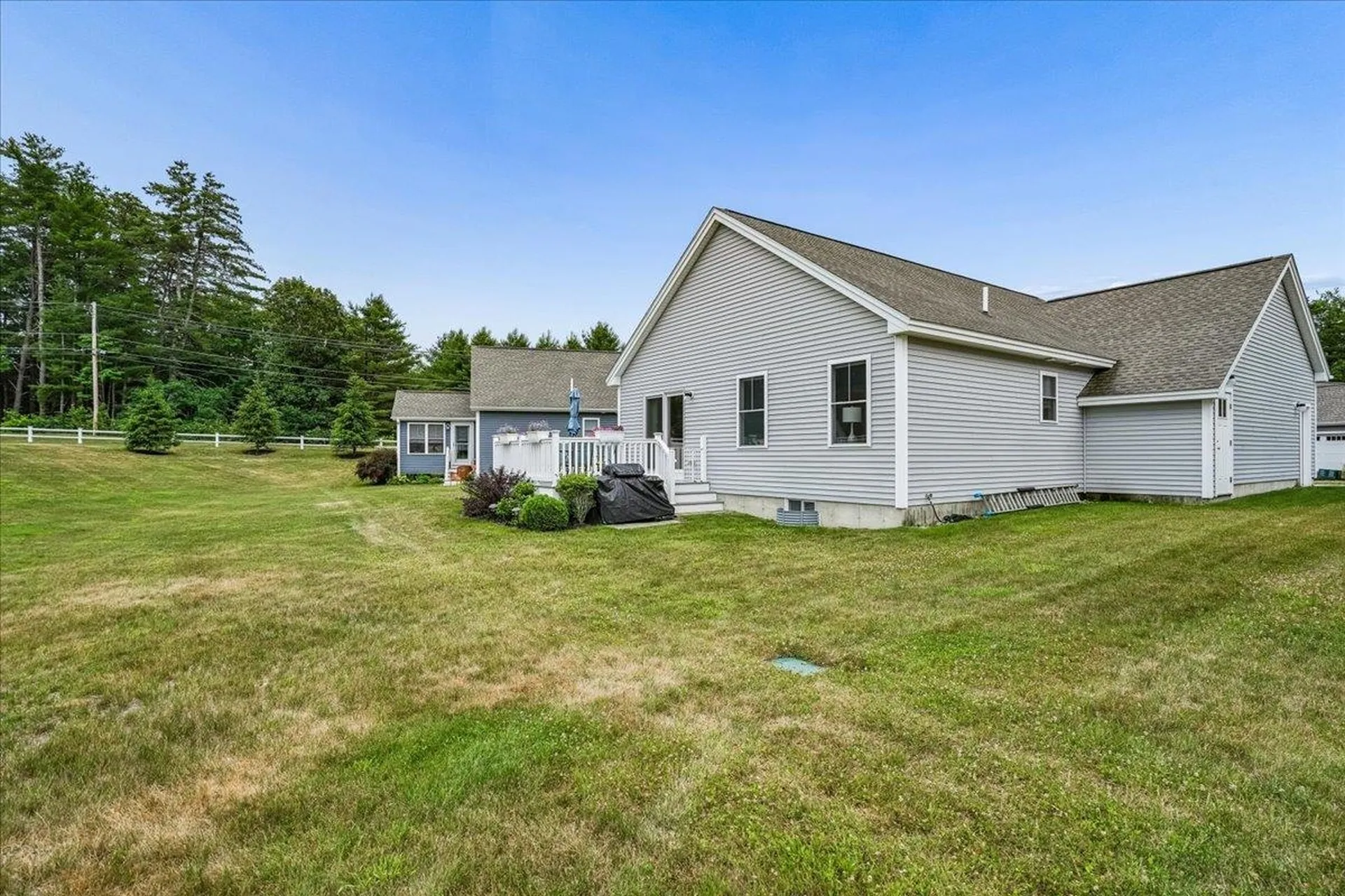 28 Pasture Lane Nashua NH 03062