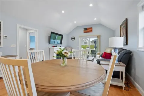 28 Pasture Lane Nashua NH 03062