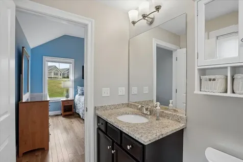 28 Pasture Lane Nashua NH 03062
