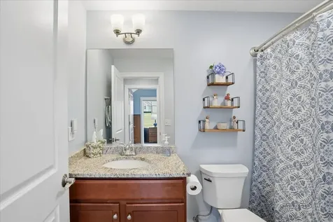 28 Pasture Lane Nashua NH 03062