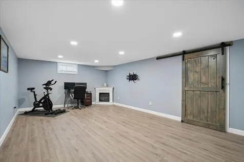 28 Pasture Lane Nashua NH 03062