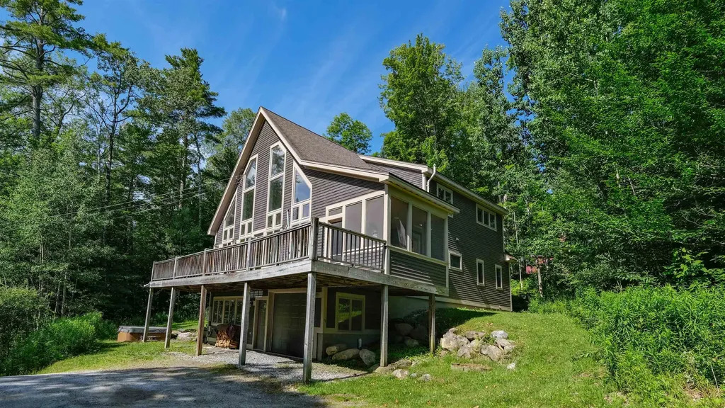 27 Johnson Loop Ludlow VT 05149
