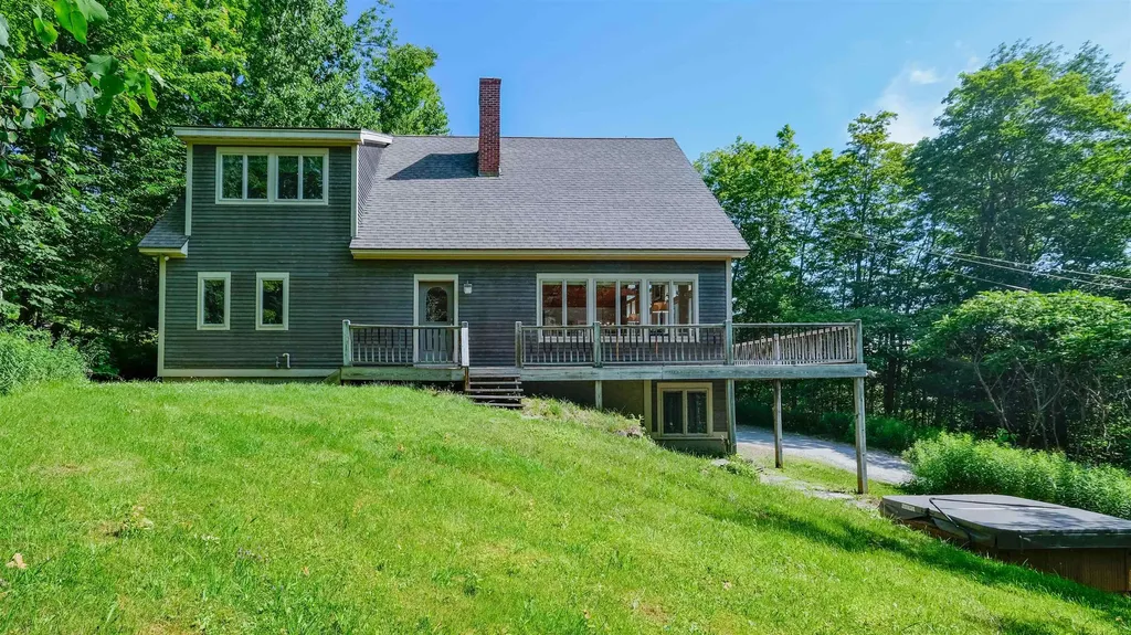 27 Johnson Loop Ludlow VT 05149