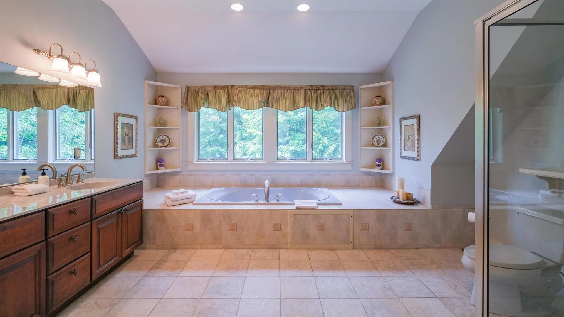 27 Johnson Loop Ludlow VT 05149