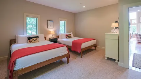 27 Johnson Loop Ludlow VT 05149