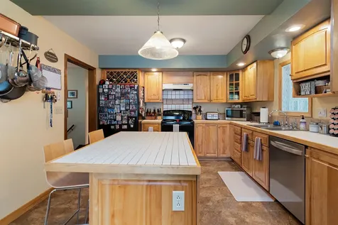 5 Alderbrook Road Essex VT 05452