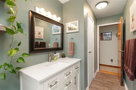 5 Alderbrook Road Essex VT 05452