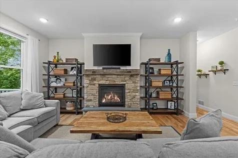 68 Laurentide Lane South Burlington VT 05403