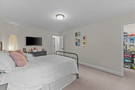 68 Laurentide Lane South Burlington VT 05403