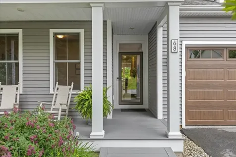 68 Laurentide Lane South Burlington VT 05403