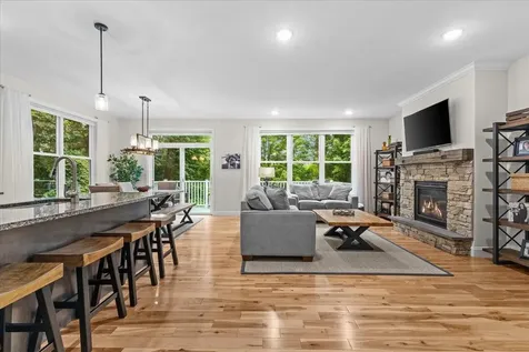 68 Laurentide Lane South Burlington VT 05403