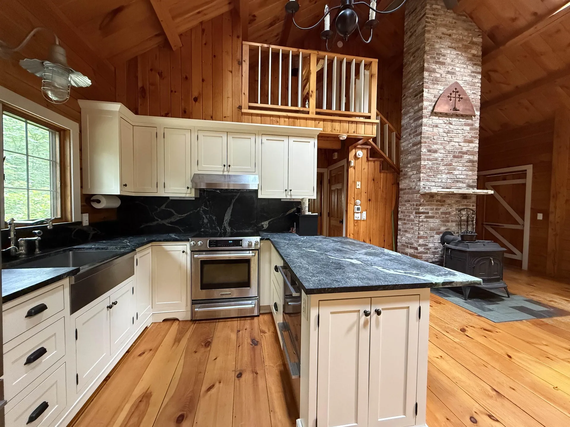 38 Old Jaffrey Road Rindge NH 03461