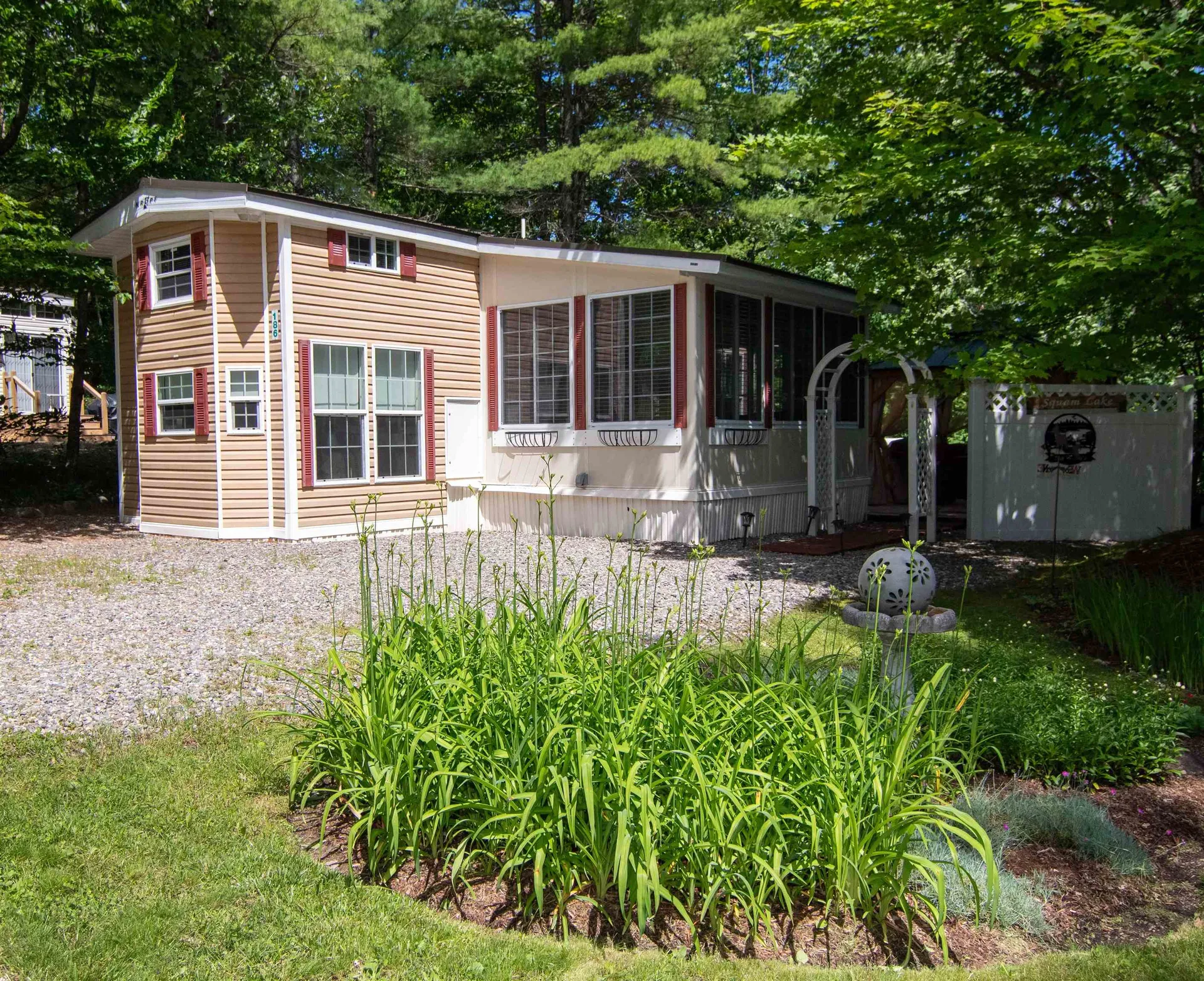 186 High Country Way Holderness NH 03245