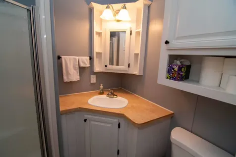 186 High Country Way Holderness NH 03245