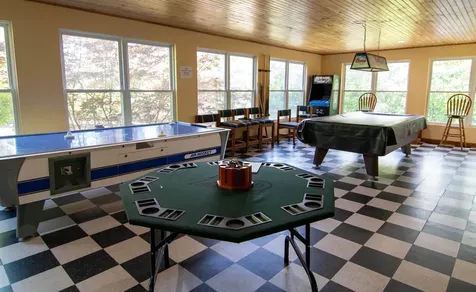 186 High Country Way Holderness NH 03245