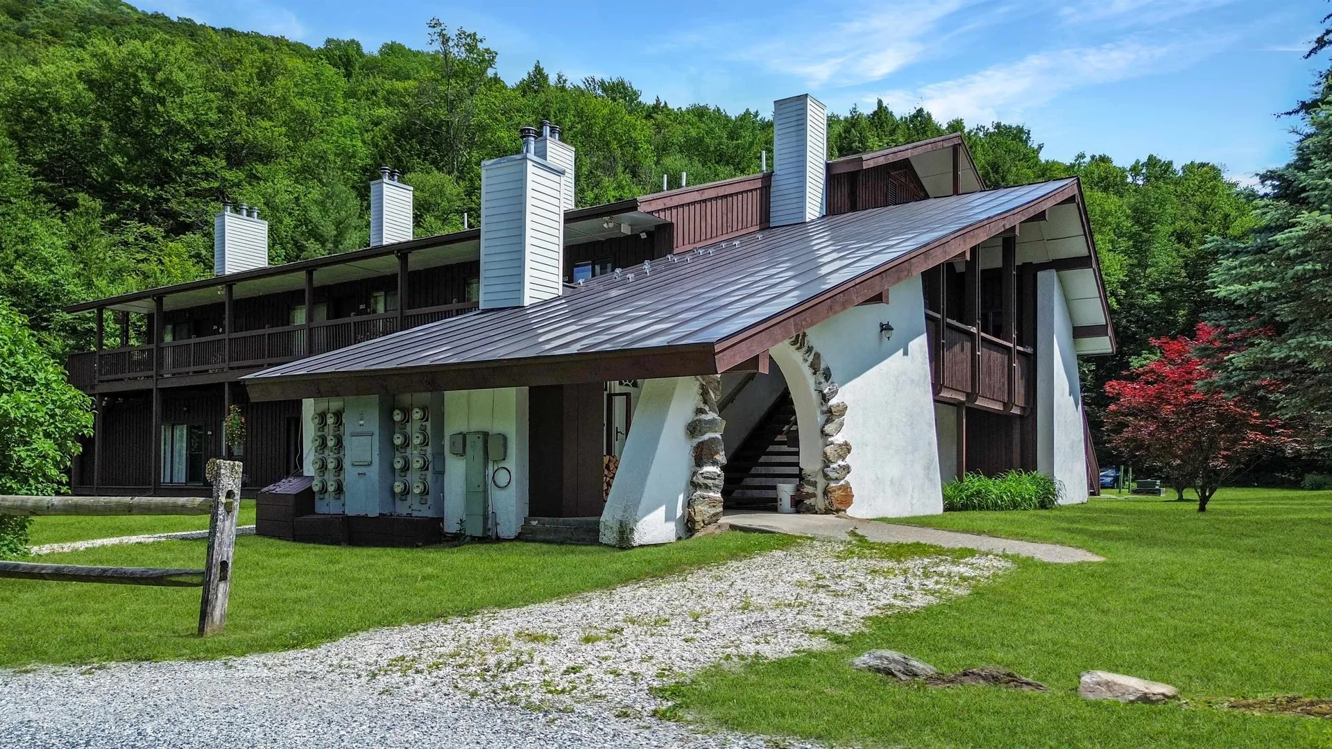 2358 Route 100 Pittsfield VT 05762