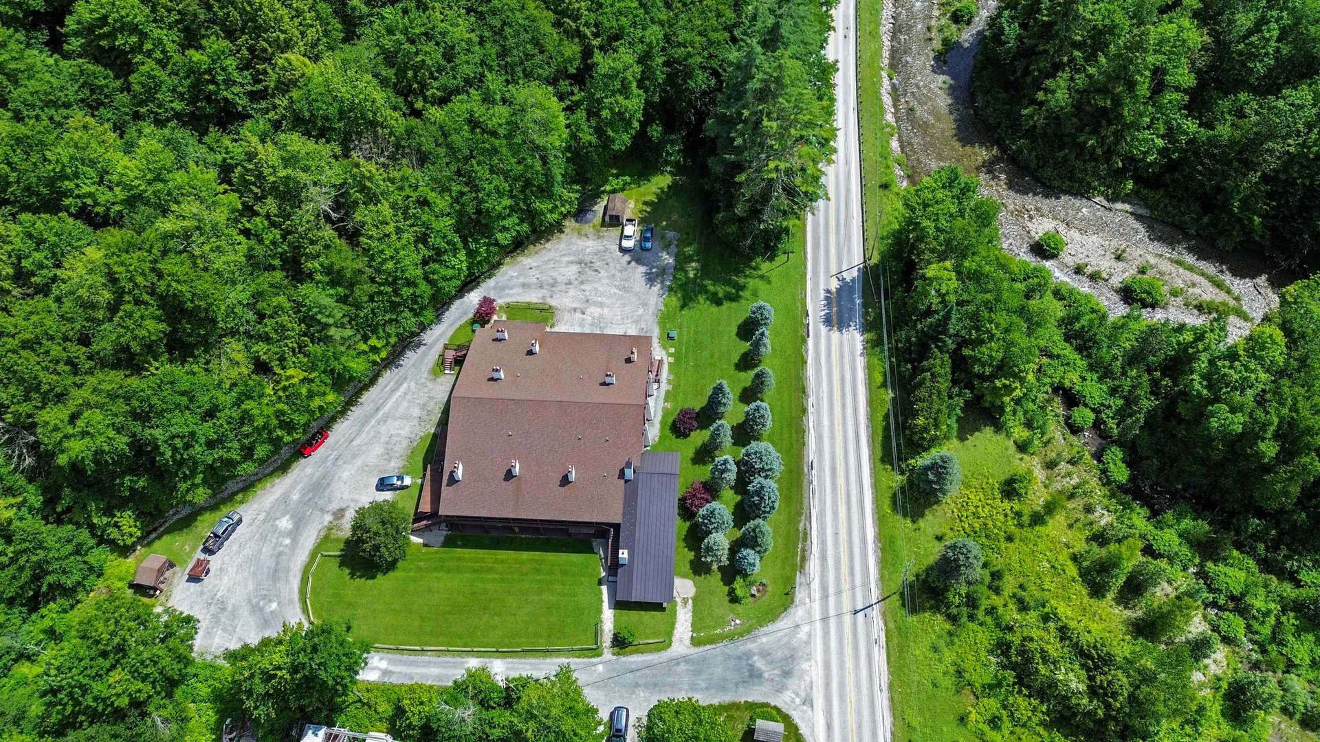 2358 Route 100 Pittsfield VT 05762