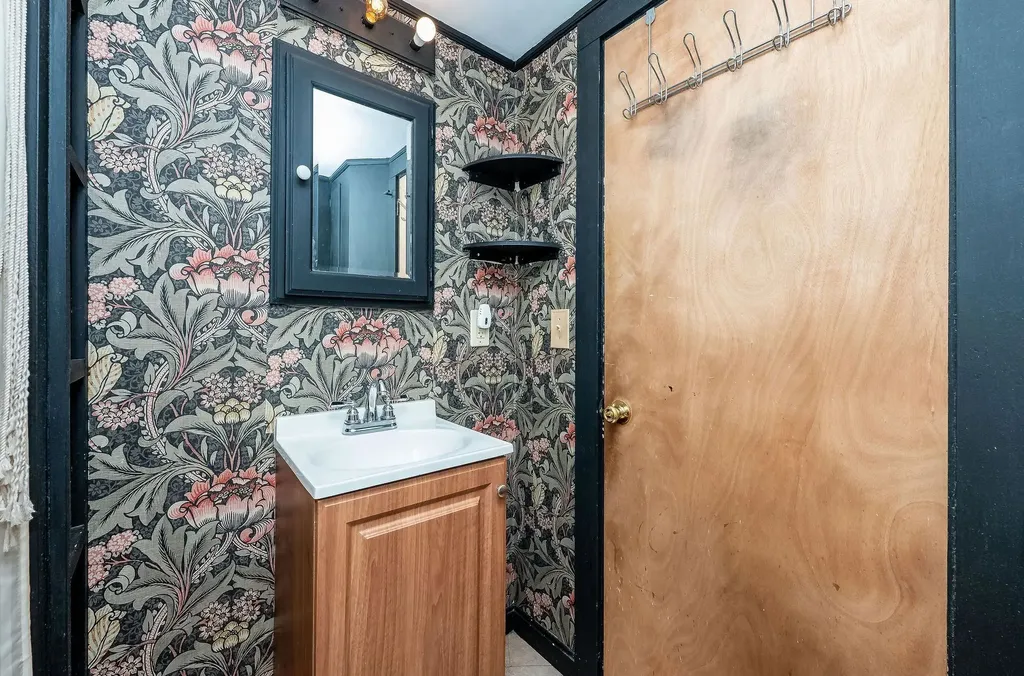 140 Milton Road Rochester NH 03868