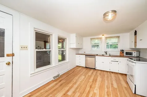 140 Milton Road Rochester NH 03868