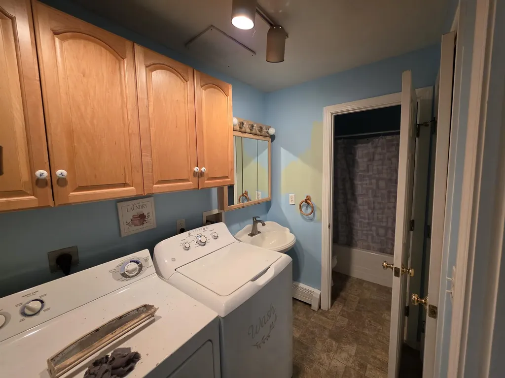 1890 Franklin Pierce Highway Barrington NH 03825