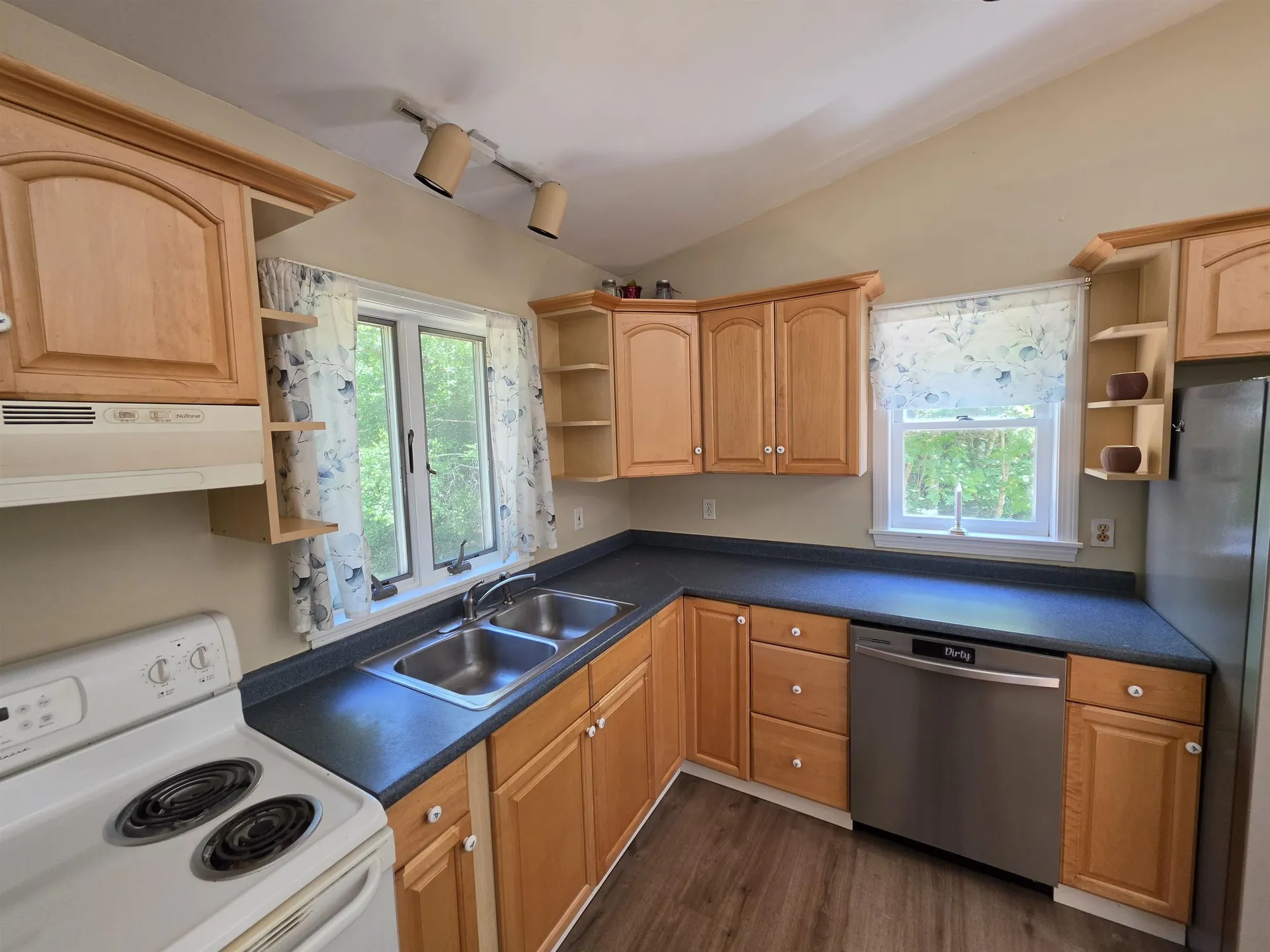 1890 Franklin Pierce Highway Barrington NH 03825