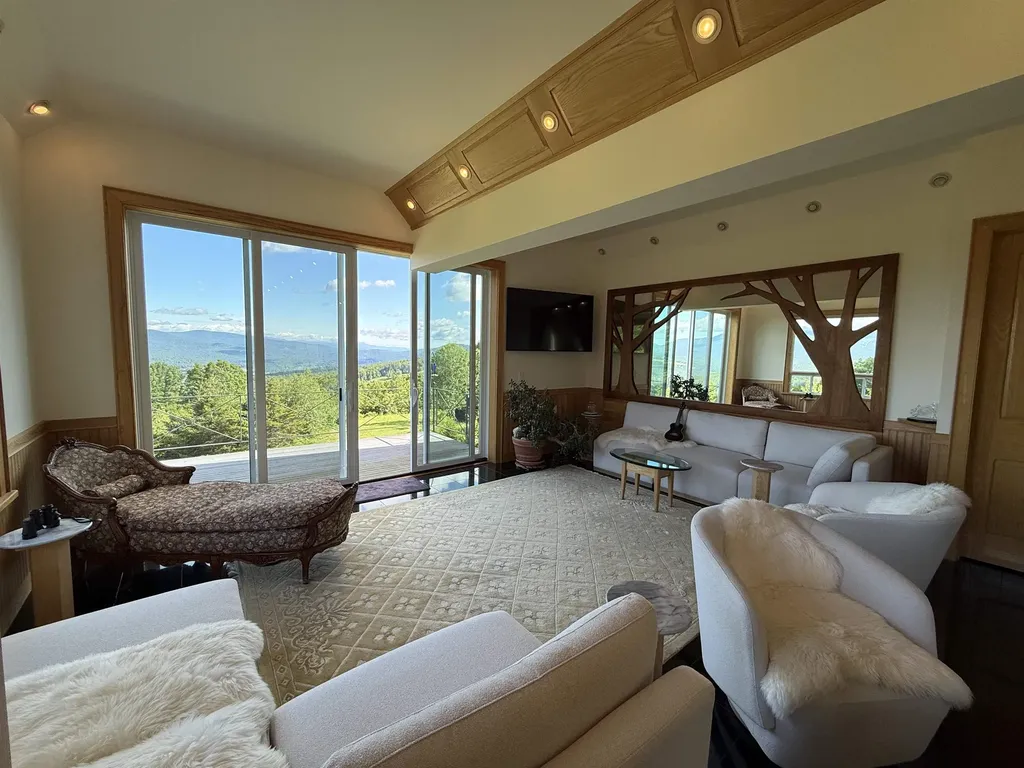 884 Palmer Hill Road Waitsfield VT 05673