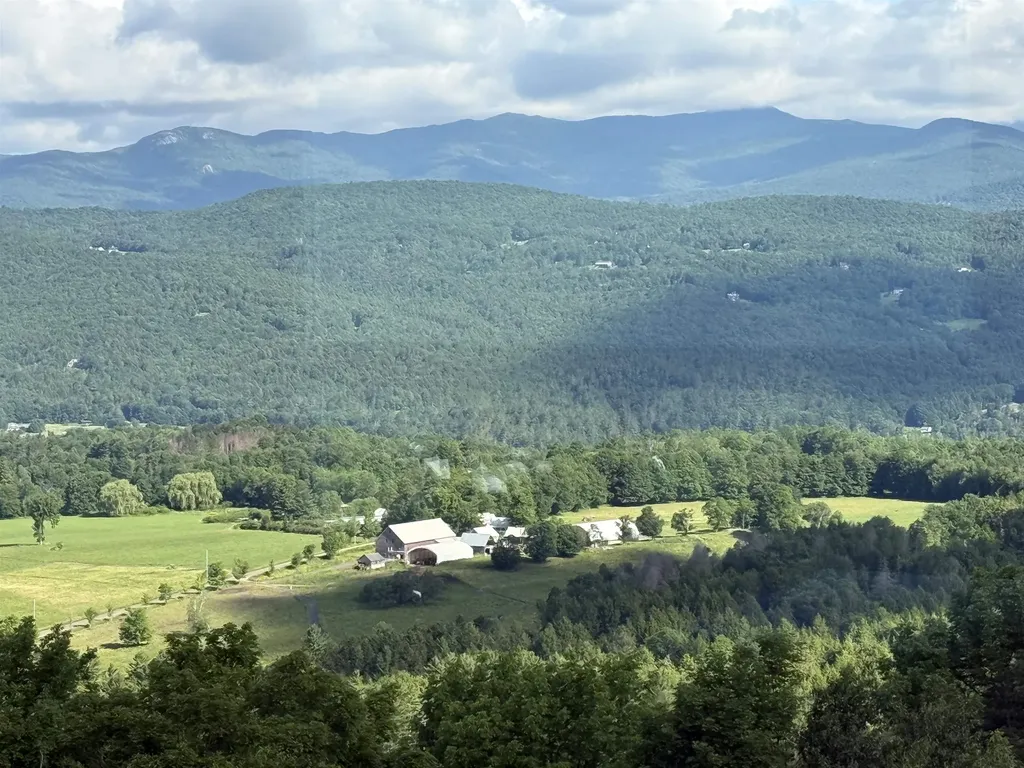 884 Palmer Hill Road Waitsfield VT 05673