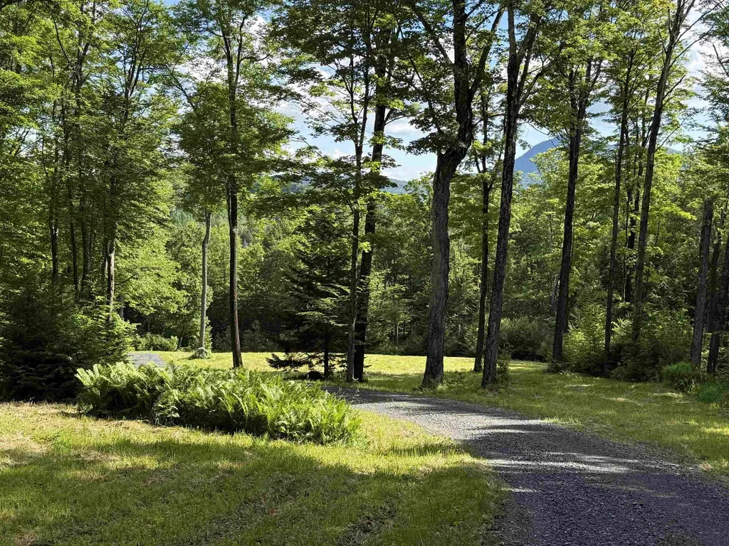 884 Palmer Hill Road Waitsfield VT 05673