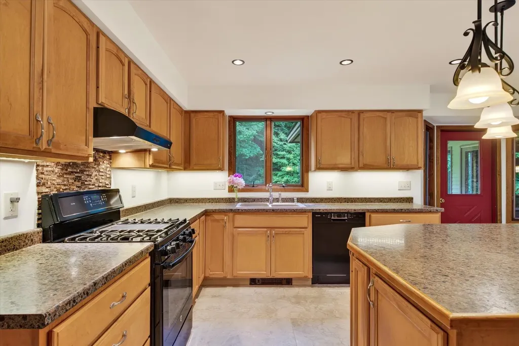 243 Cricket Hill Road Killington VT 05751