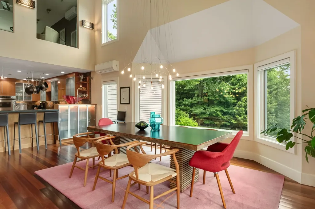 60 Mclane Road Stowe VT 05672