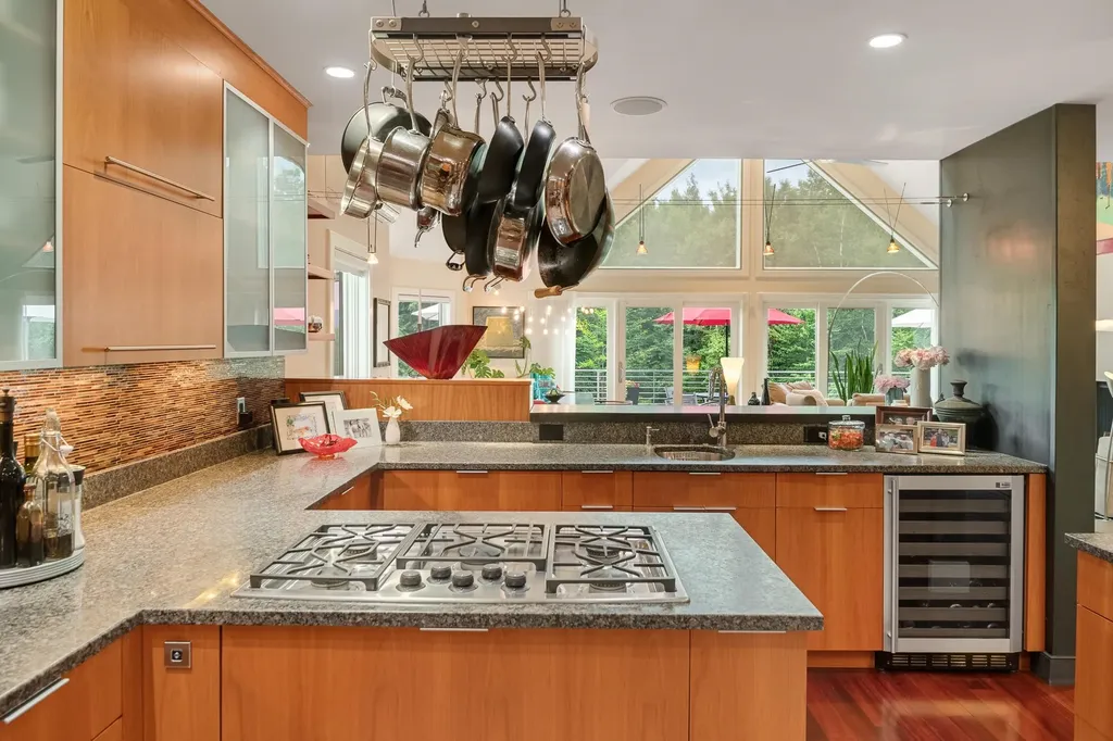 60 Mclane Road Stowe VT 05672