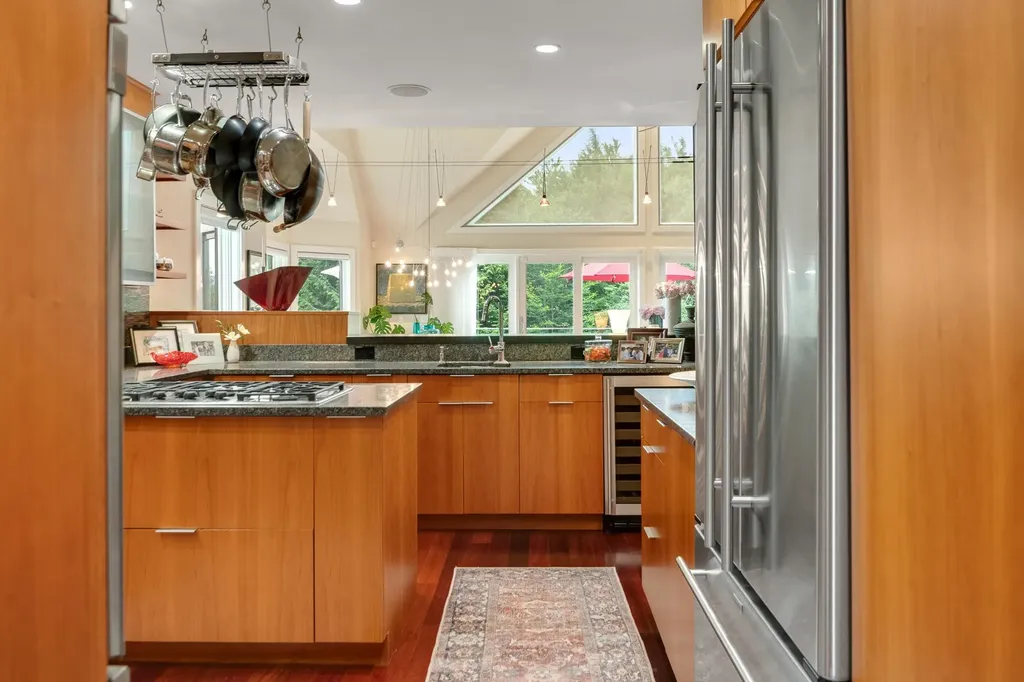 60 Mclane Road Stowe VT 05672