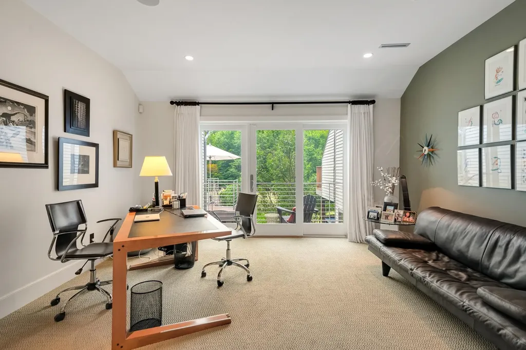 60 Mclane Road Stowe VT 05672