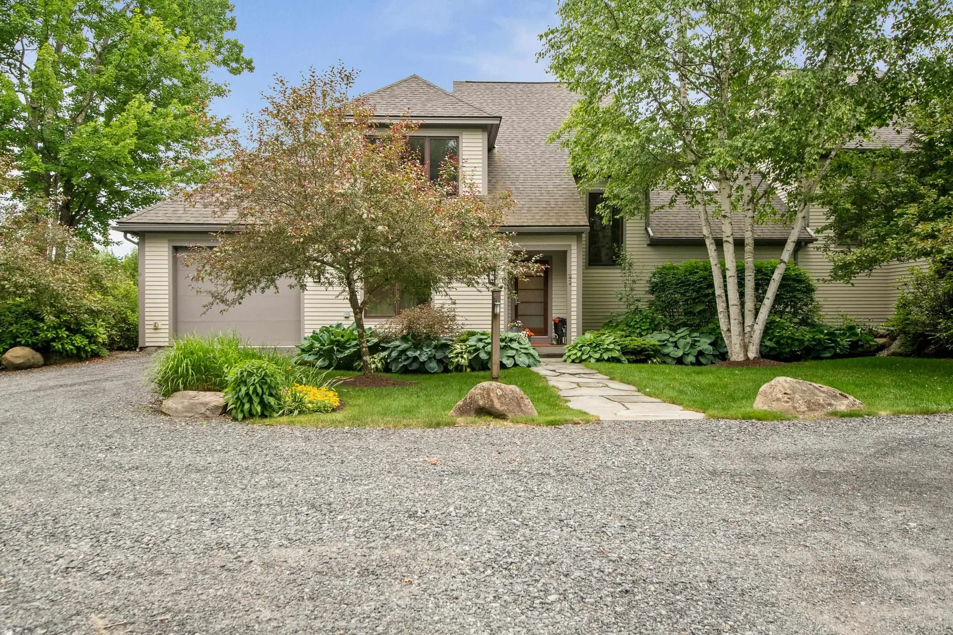 60 Mclane Road Stowe VT 05672
