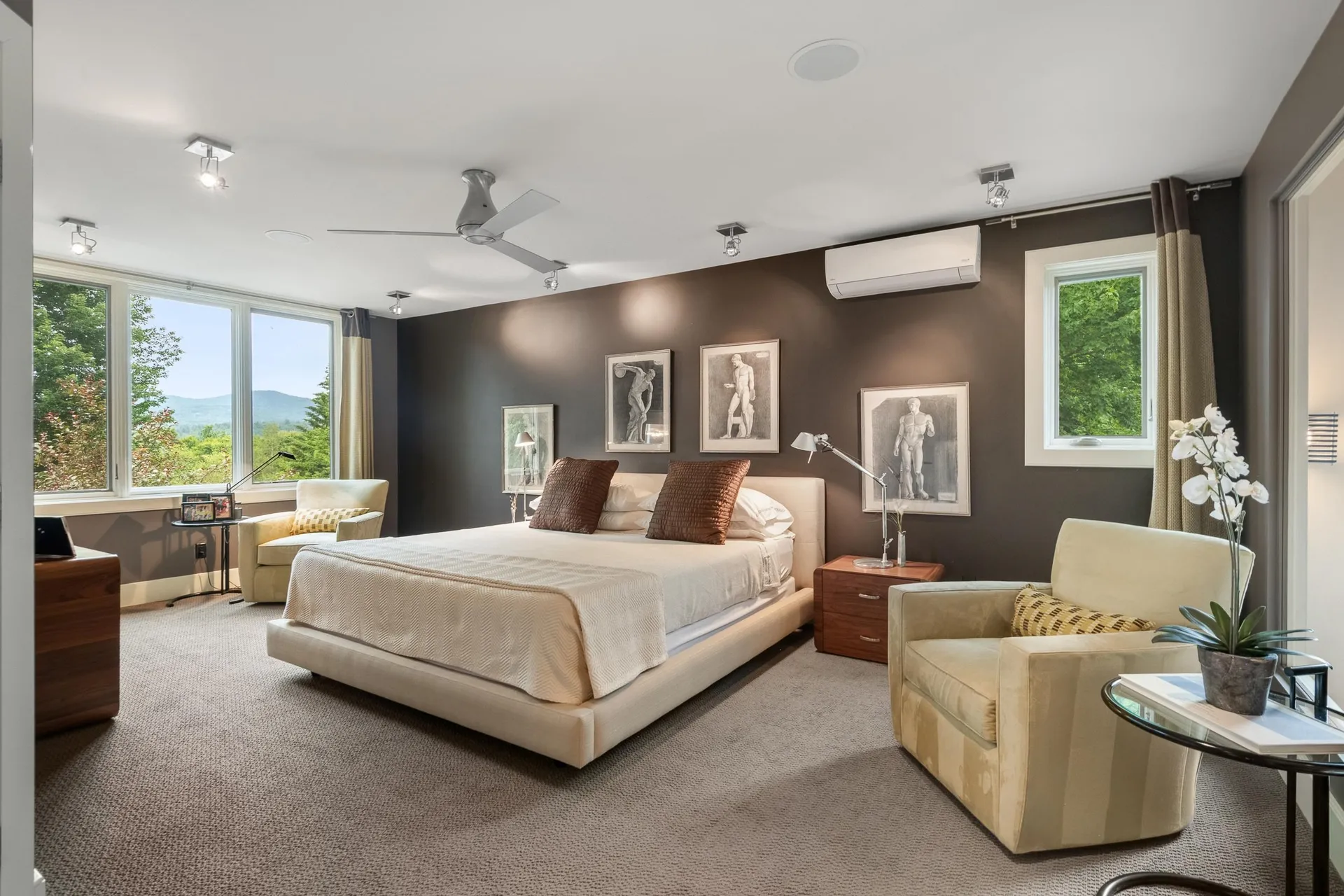 60 Mclane Road Stowe VT 05672
