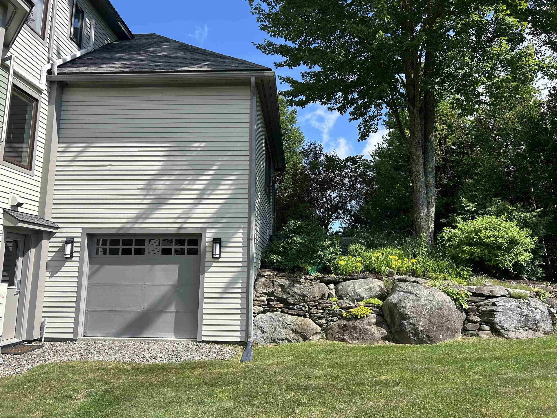 60 Mclane Road Stowe VT 05672