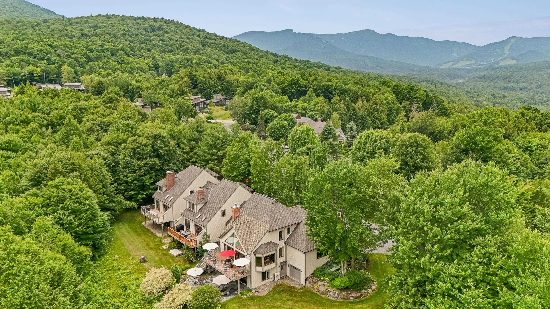 60 Mclane Road Stowe VT 05672