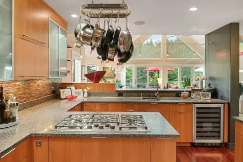 60 Mclane Road Stowe VT 05672
