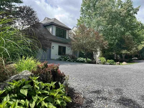 60 Mclane Road Stowe VT 05672