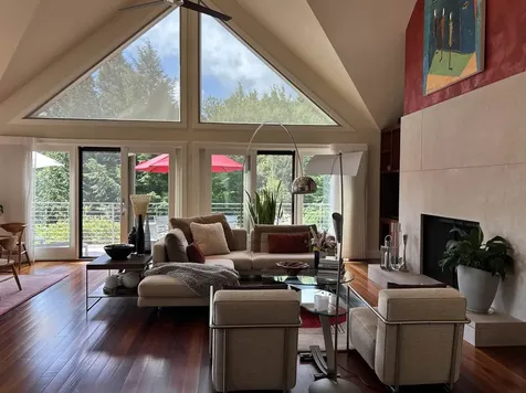 60 Mclane Road Stowe VT 05672