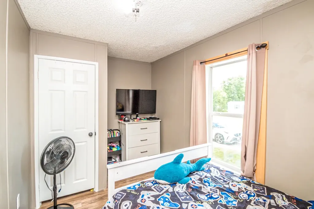 29 Tent Avenue Conway NH 03818