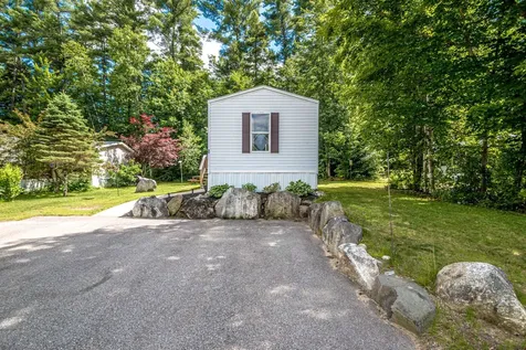 29 Tent Avenue Conway NH 03818