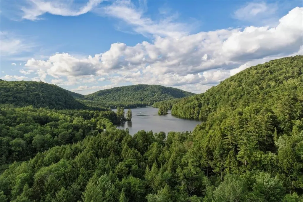 3302 Pond Road Fletcher VT 05444